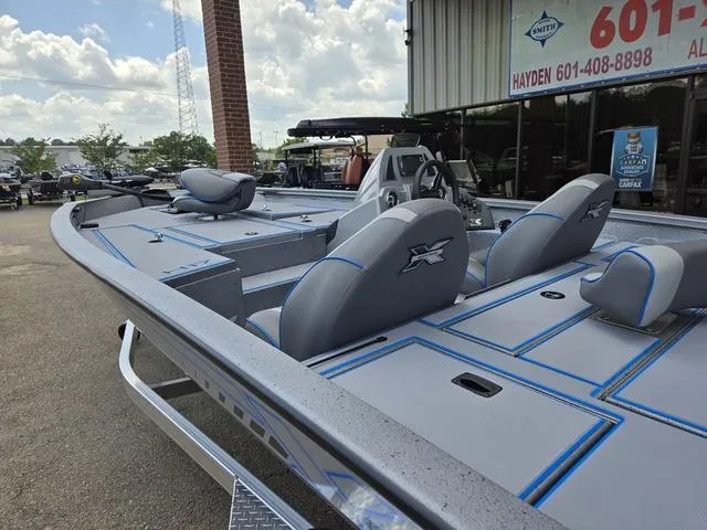 Slide: The Image of Xpress H17 2025 - 5