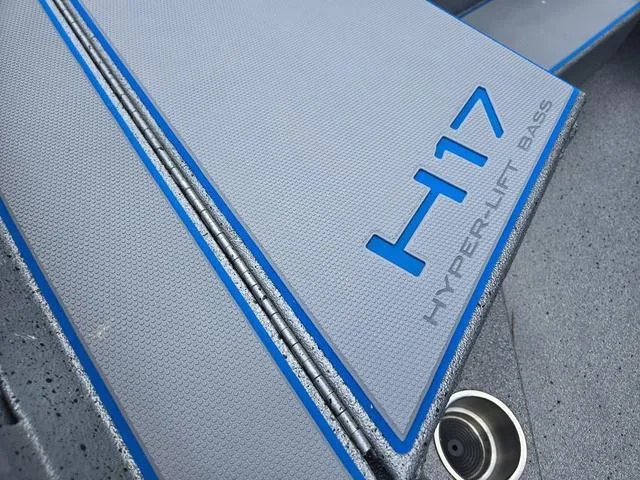 Slide: The Image of Xpress H17 2025 - 8