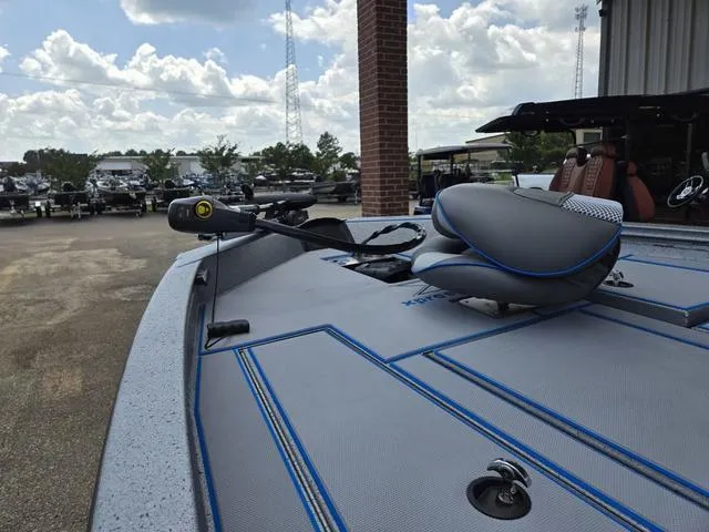 Slide: The Image of Xpress H17 2025 - 9