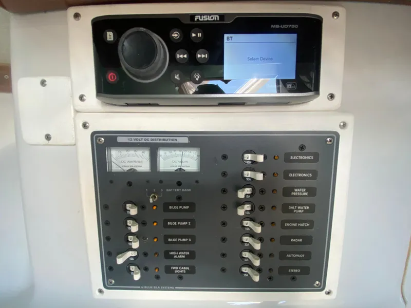 Slide: The Image of Tides 27 express 2002 - 20