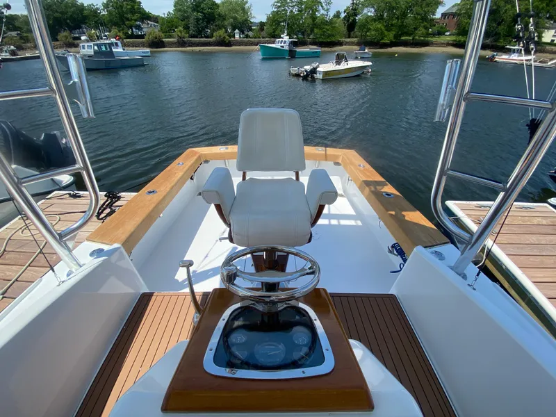 Slide: The Image of Tides 27 express 2002 - 24