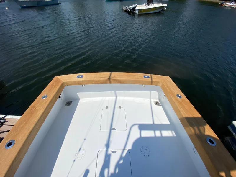 Slide: The Image of Tides 27 express 2002 - 25