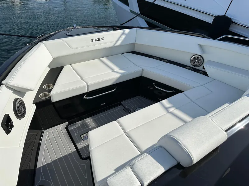Slide: The Image of Cruisers 34 GLS OB 2023 - 16
