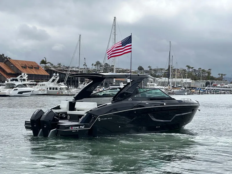 Slide: The Image of Cruisers 34 GLS OB 2023 - 25