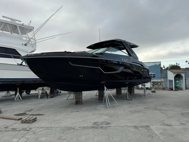 Slide: The Image of Cruisers 34 GLS OB 2023 - 43
