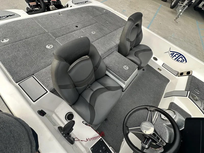 Slide: The Image of Falcon F195 2020 - 7