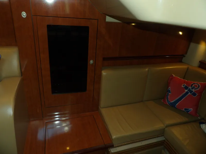 Slide: The Image of Sea Ray 390 Sundancer 2005 - 54