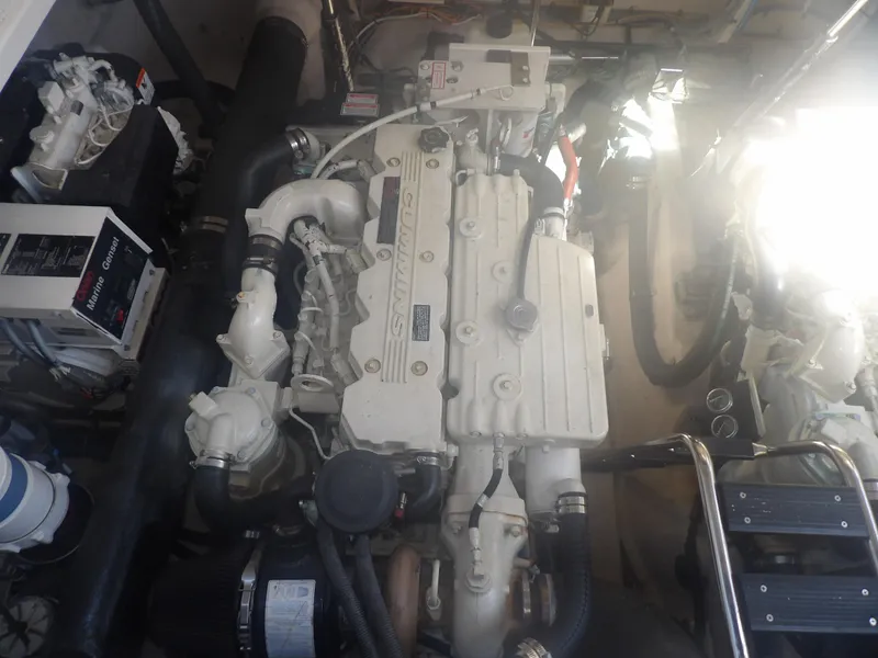 Slide: The Image of Sea Ray 390 Sundancer 2005 - 63