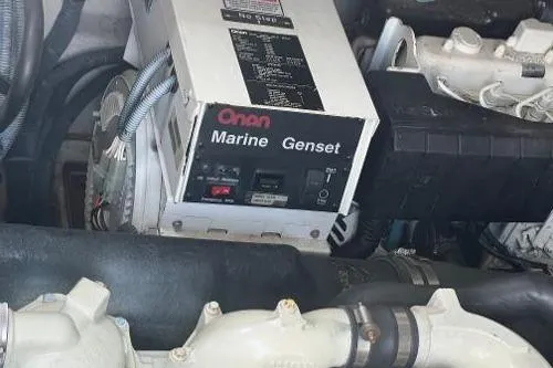 Slide: The Image of Sea Ray 390 Sundancer 2005 - 66