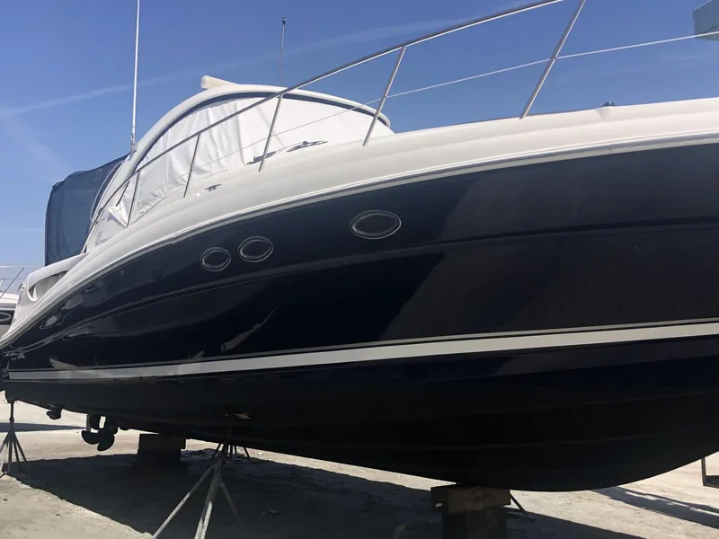 Slide: The Image of Sea Ray 390 Sundancer 2005 - 81