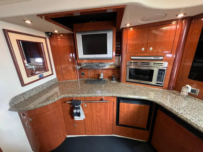 Slide: The Image of Sea Ray 420 Sundancer 2005 - 56