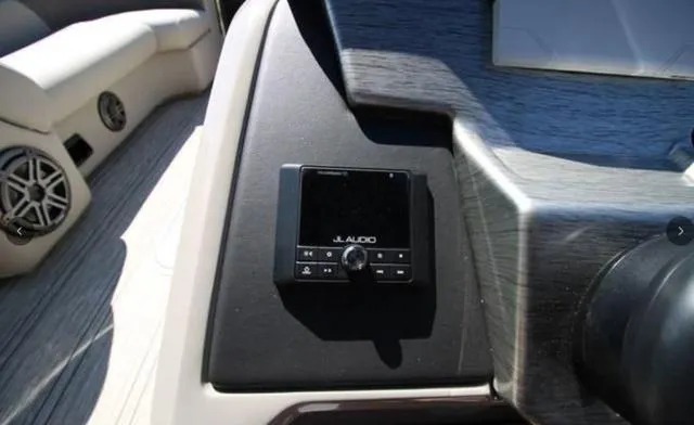 Slide: The Image of Premier 230 Sunsation Angler 2pt 2024 - 20