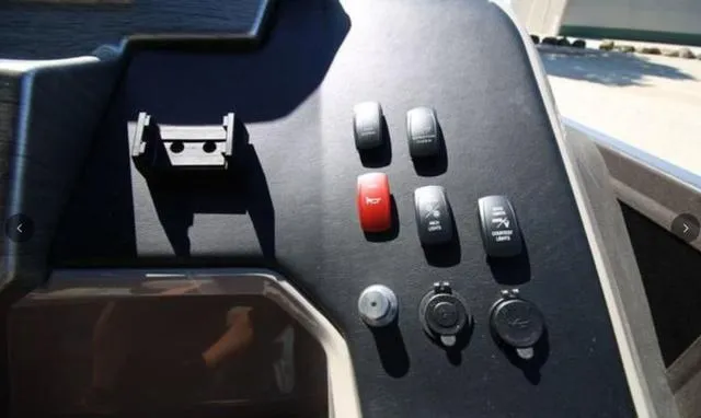 Slide: The Image of Premier 230 Sunsation Angler 2pt 2024 - 21