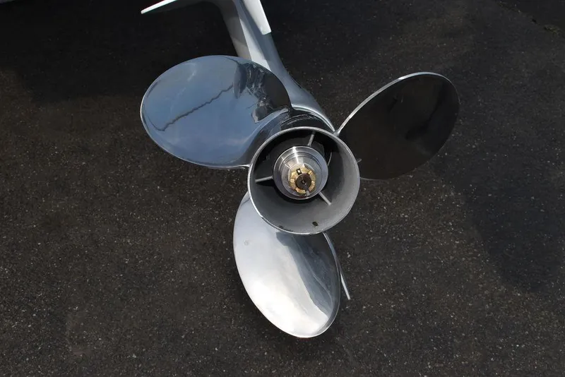 Slide: The Image of Stingray 201 DC 2024 - 64