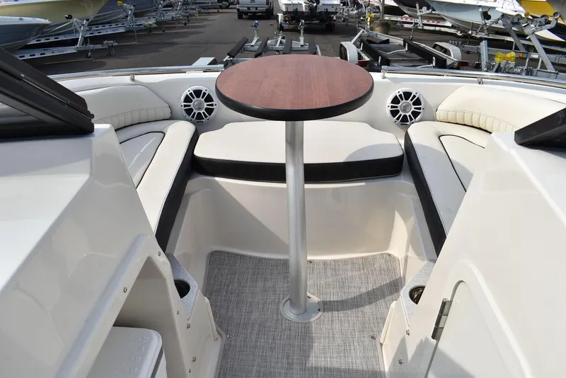 Slide: The Image of Stingray 201 DC 2024 - 73