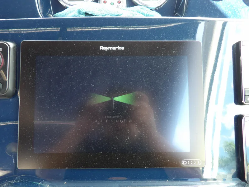 Slide: The Image of Raymarine Lighthouse 3 display on 2012 Tiara Yachts 3100 Coronet. - 31