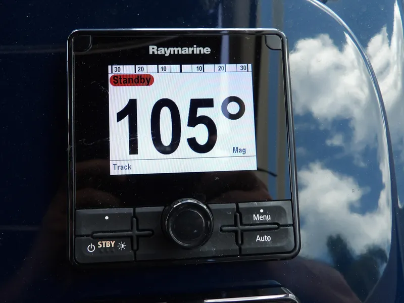 Slide: The Image of Raymarine navigation display on 2012 Tiara Yachts 3100 Coronet showing 105 degrees. - 38
