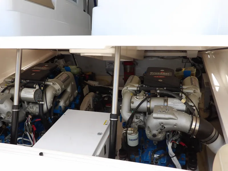 Slide: The Image of Tiara 3100 Coronet 2012 - 60