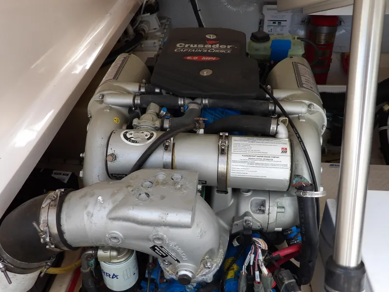 Slide: The Image of Tiara 3100 Coronet 2012 - 61