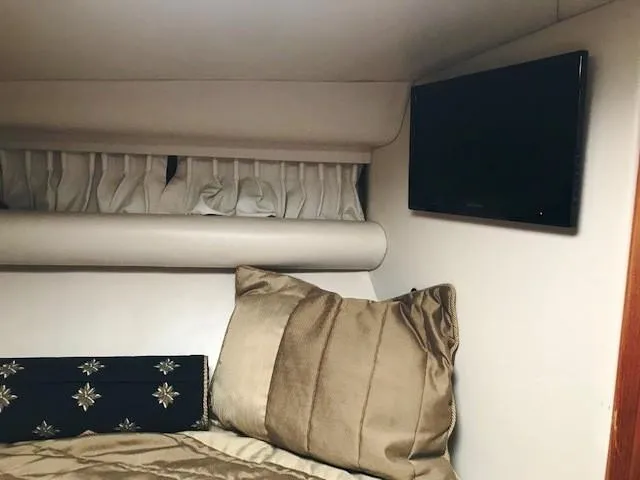 Slide: The Image of Riviera 37 Flybridge 2003 - 30