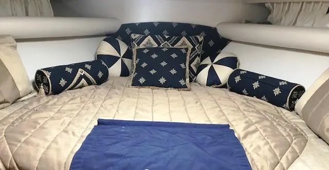 Slide: The Image of Riviera 37 Flybridge 2003 - 32