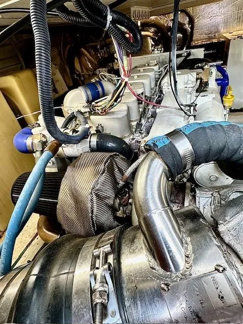 Slide: The Image of Riviera 37 Flybridge 2003 - 36