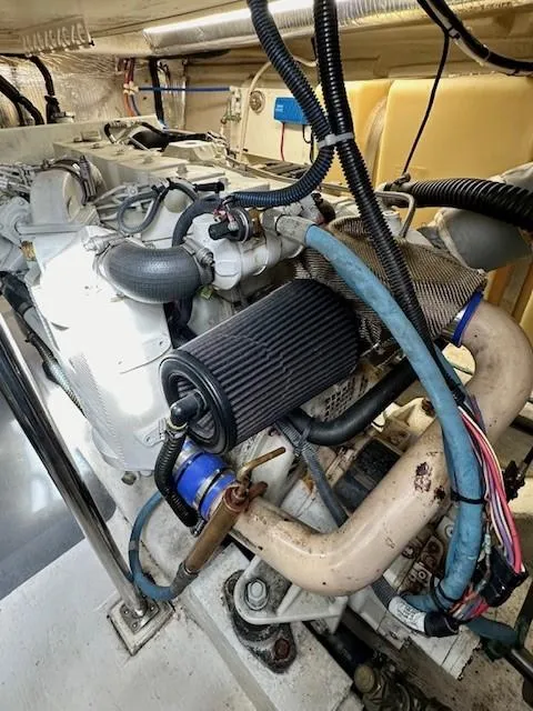 Slide: The Image of Riviera 37 Flybridge 2003 - 37