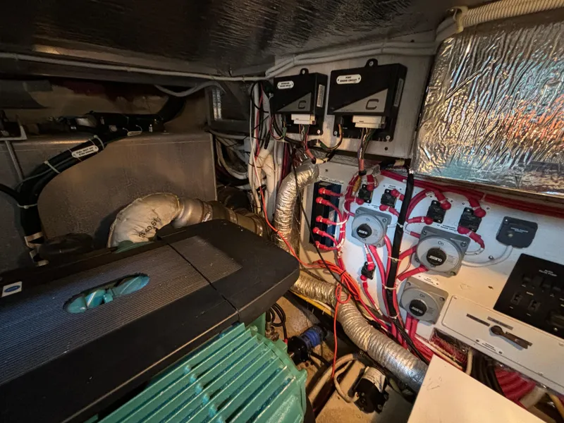 Slide: The Image of Engine Compartment aft to starboard - 39