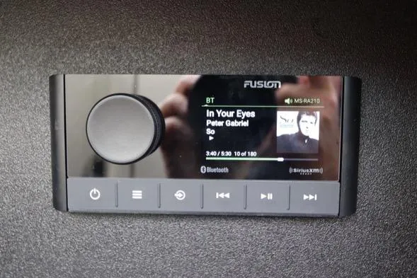 Slide: The Image of Fusion MS-RA210 stereo system on a 2007 Sea Ray 240 Sundeck boat. - 29