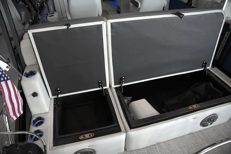 Slide: The Image of Harris 230 CRUISER 2025 - 21