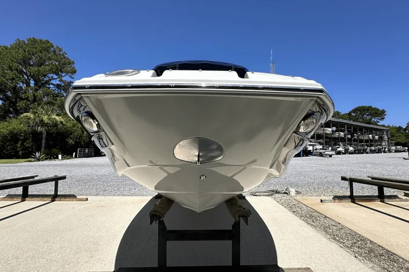 Slide: The Image of Crownline Boats E1 XS 2017 - 2