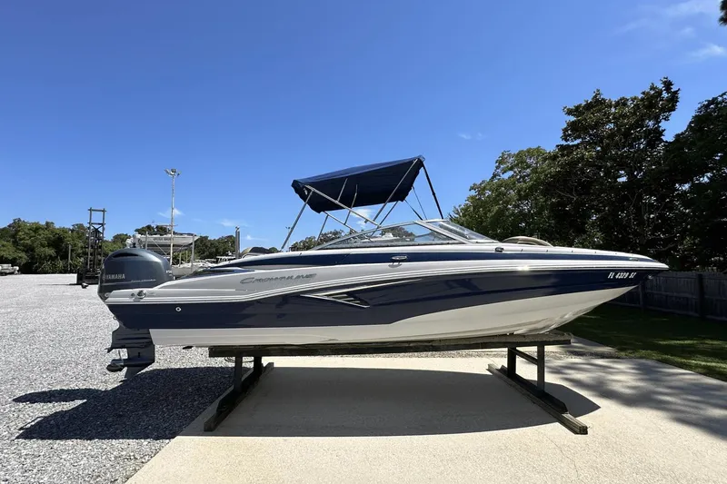 Slide: The Image of Crownline Boats E1 XS 2017 - 6