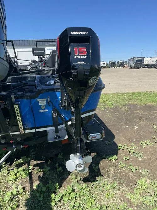 Slide: The Image of 2022 Nitro ZV21 boat with Mercury 15 Pro outboard motor. - 16