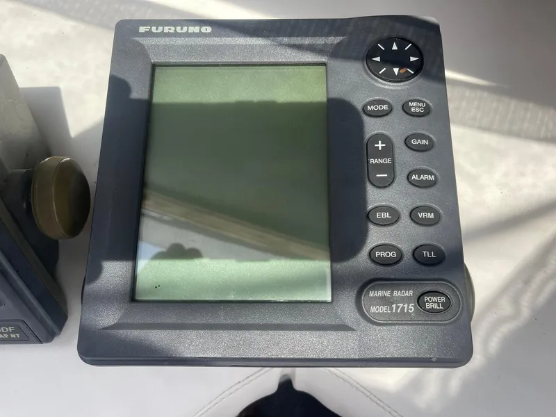 Slide: The Image of FURUNO RADAR - 11