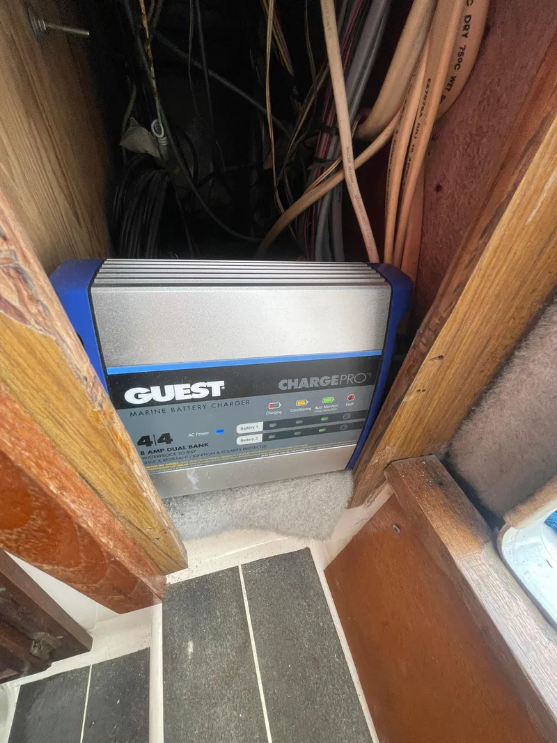 Slide: The Image of ONBOARD UPGRADED SMART BATTERY CHARGER - 21