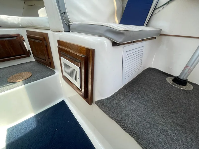 Slide: The Image of AC/HEAT VENT & RETURN - 23