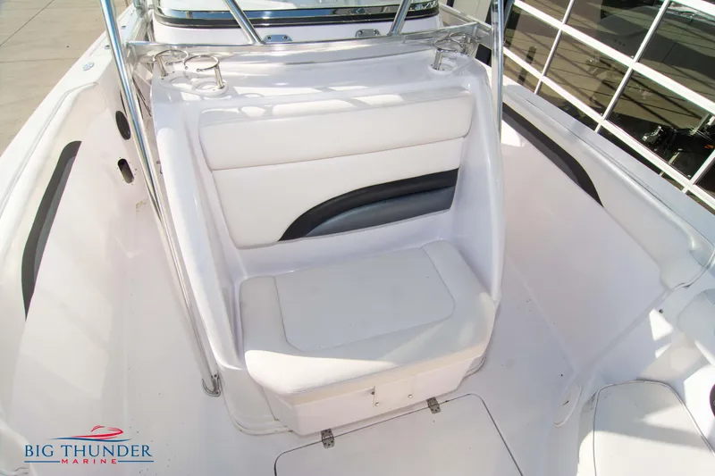 Slide: The Image of Donzi 32 ZF 2005 - 52