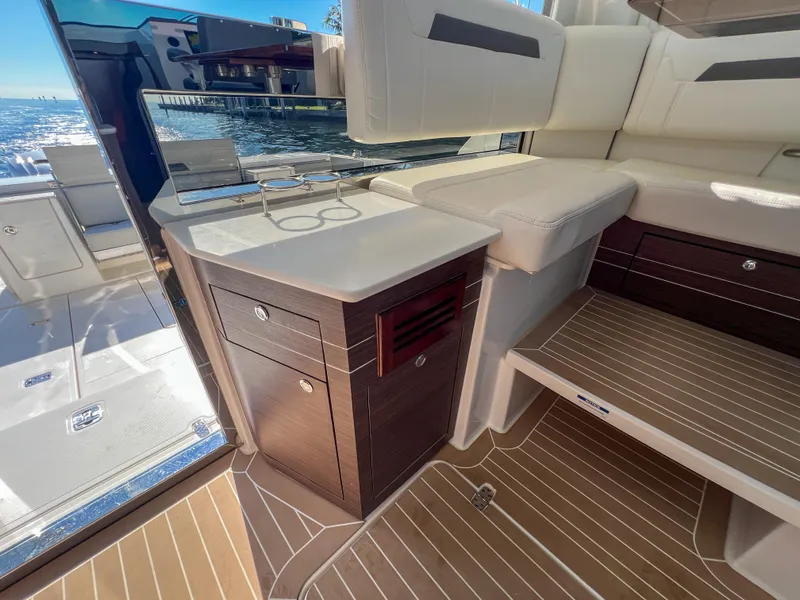 Slide: The Image of Pursuit OS 445 Offshore 2024 - 50