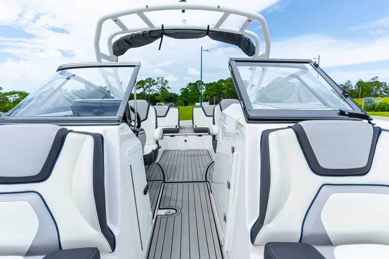 Slide: The Image of 2021 Yamaha Boats 252S interior with sleek seating and modern design. - 48