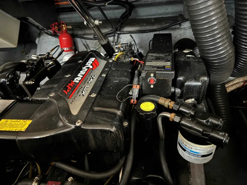 Slide: The Image of Sea Ray 280 Sun Sport 1997 - 10