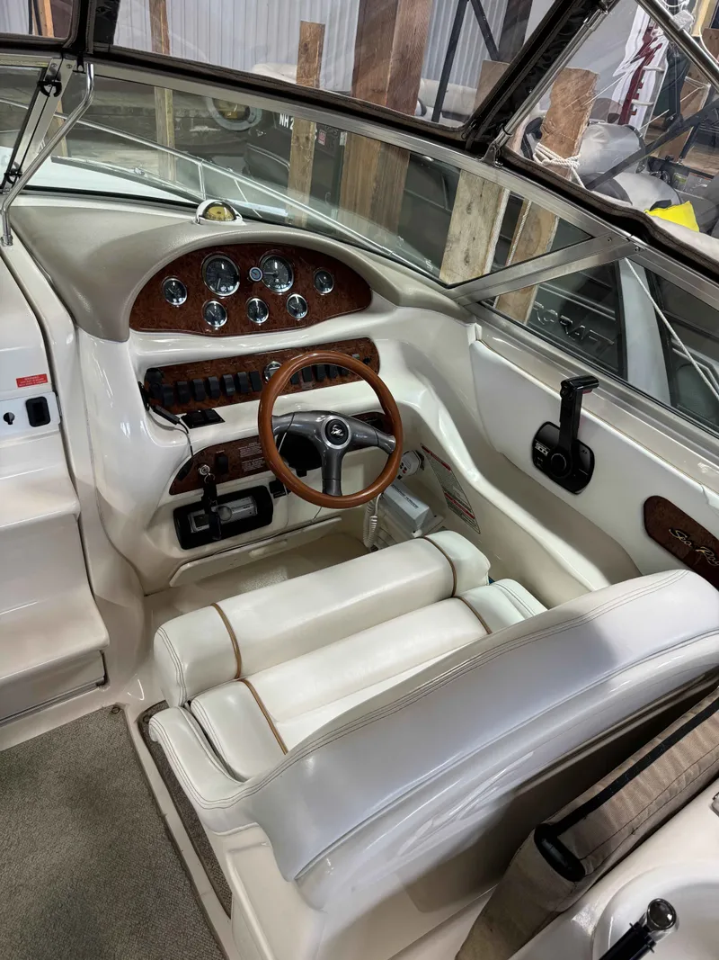 Slide: The Image of Sea Ray 280 Sun Sport 1997 - 7