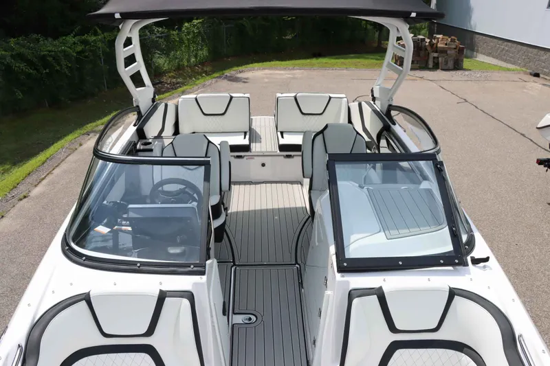 Slide: The Image of Yamaha 252SD 2024 - 30