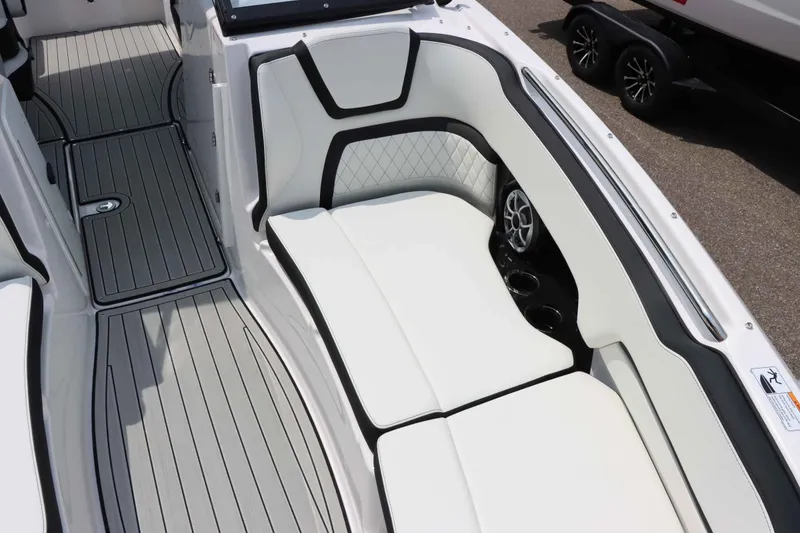 Slide: The Image of Yamaha 252SD 2024 - 32