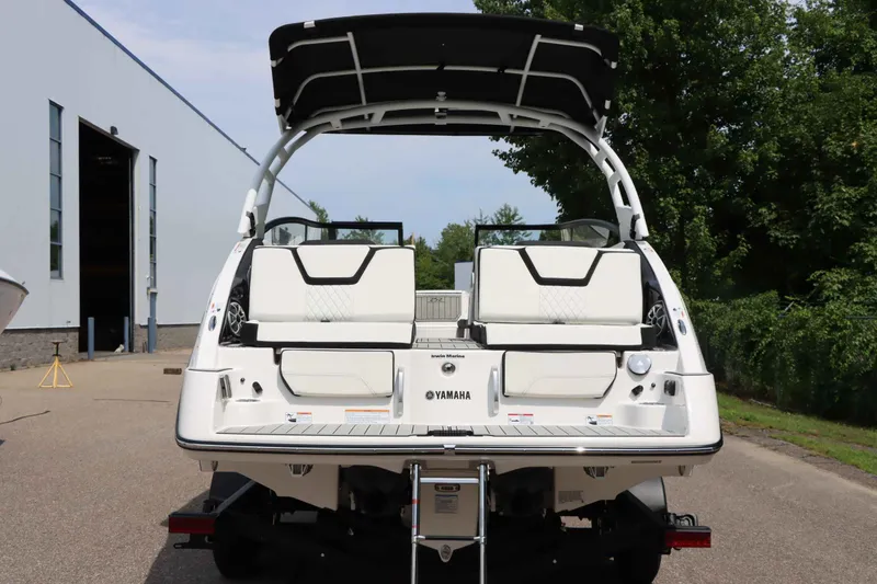 Slide: The Image of Yamaha 252SD 2024 - 6