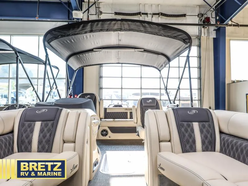 Slide: The Image of Lusso Ultra-Lounge L25UC 2025 - 18