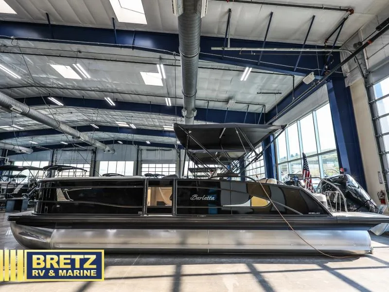 Slide: The Image of Lusso Ultra-Lounge L25UC 2025 - 5