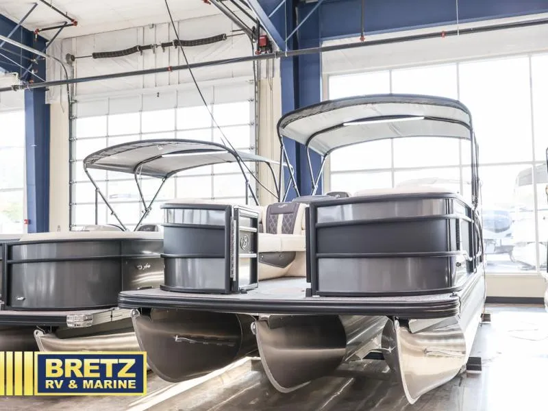 Slide: The Image of Lusso Meridian-Lounge L25M 2025 - 4