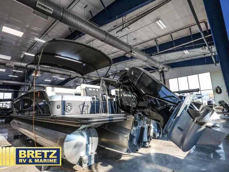 Slide: The Image of Lusso Meridian-Lounge L25M 2025 - 7