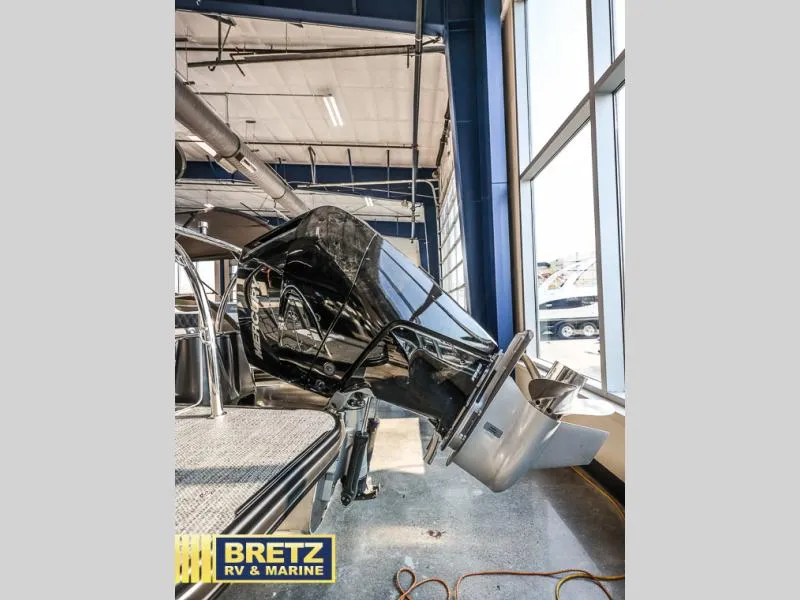 Slide: The Image of Lusso Meridian-Lounge L25M 2025 - 8