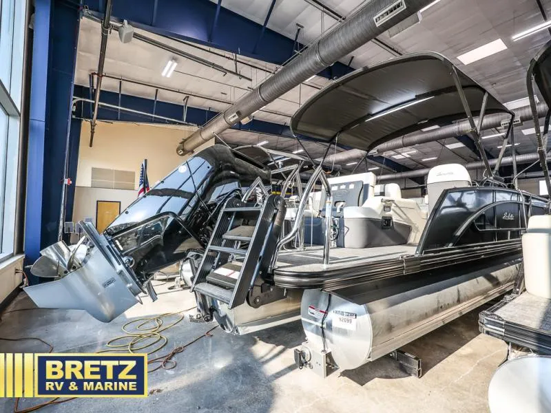 Slide: The Image of Lusso Meridian-Lounge L25M 2025 - 9